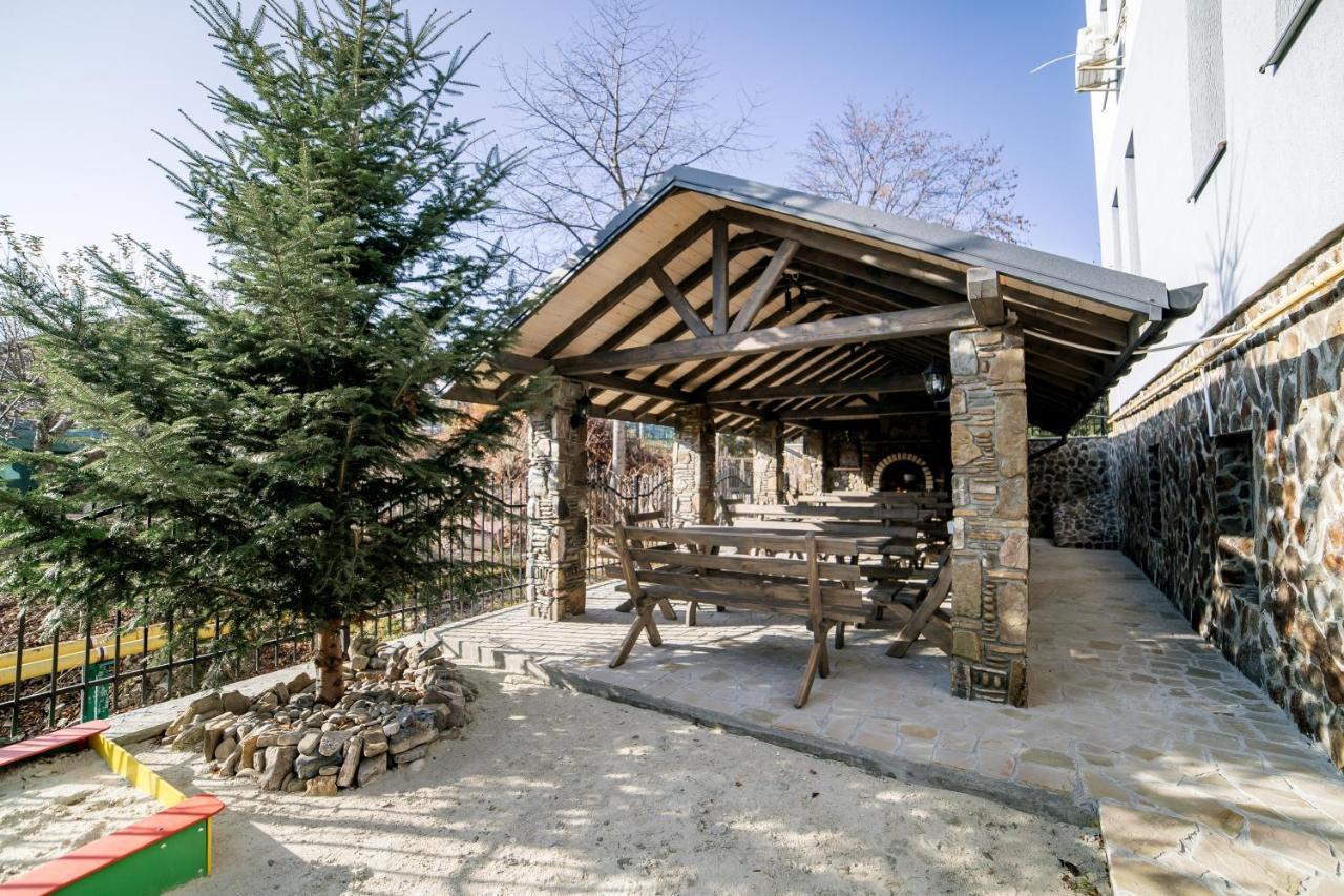 Hotel Solomiya Truszkavec Kültér fotó